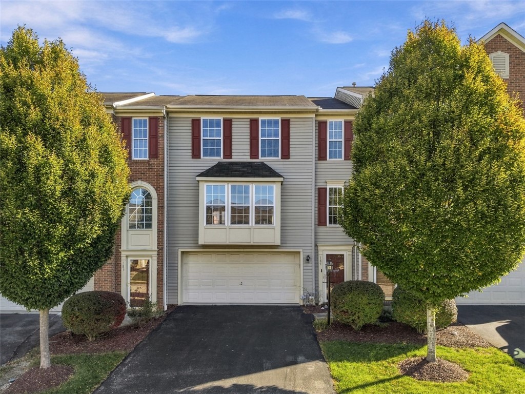 187 Blue Grass Circle — photo 1