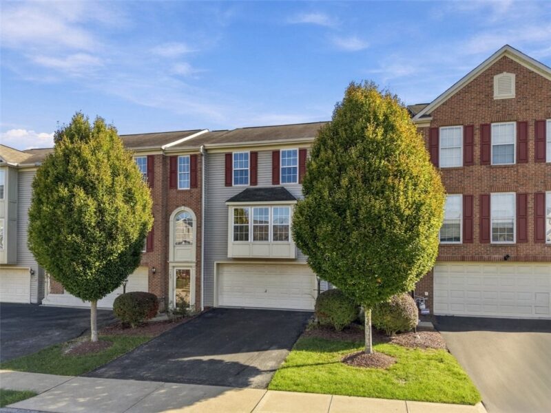 187 Blue Grass Circle — photo 3