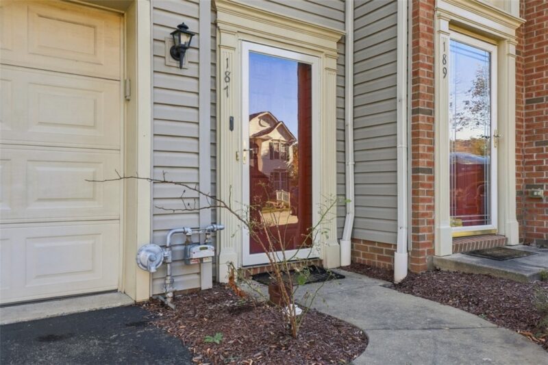 187 Blue Grass Circle — photo 4