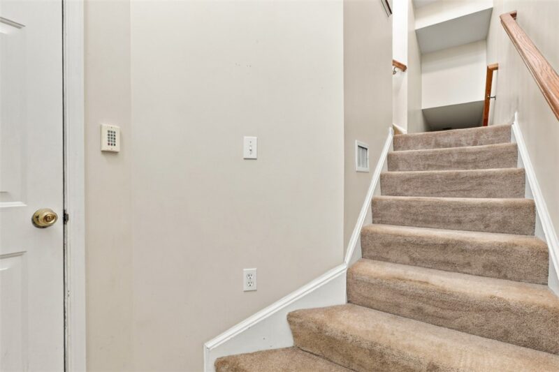 187 Blue Grass Circle — photo 6