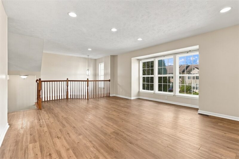 187 Blue Grass Circle — photo 8