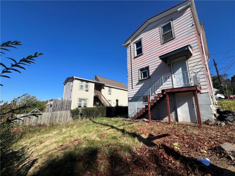 901 Wilhelm St — photo 3