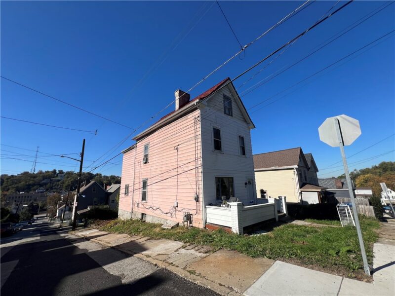 901 Wilhelm St — photo 4