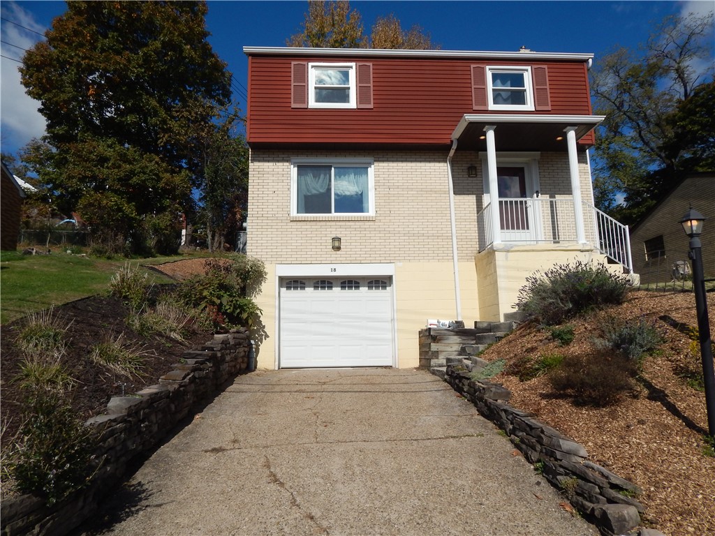 18 Pioneer Avenue — photo 1