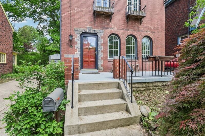 104 Race Street — photo 3