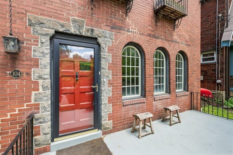 104 Race Street — photo 4