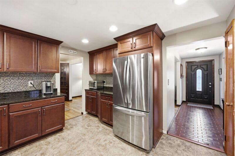206 Glasgow Rd — photo 7