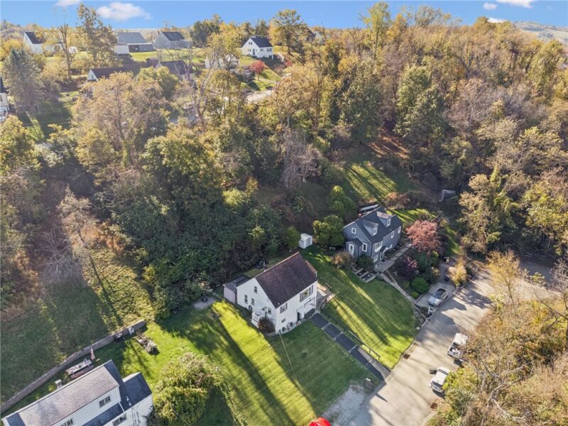 3126 RIDGEWAY DR — photo 4