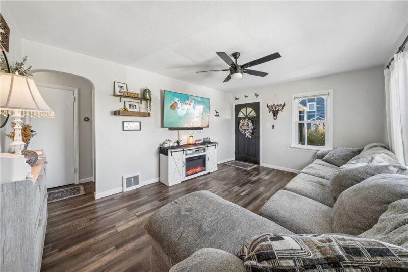 3126 RIDGEWAY DR — photo 6