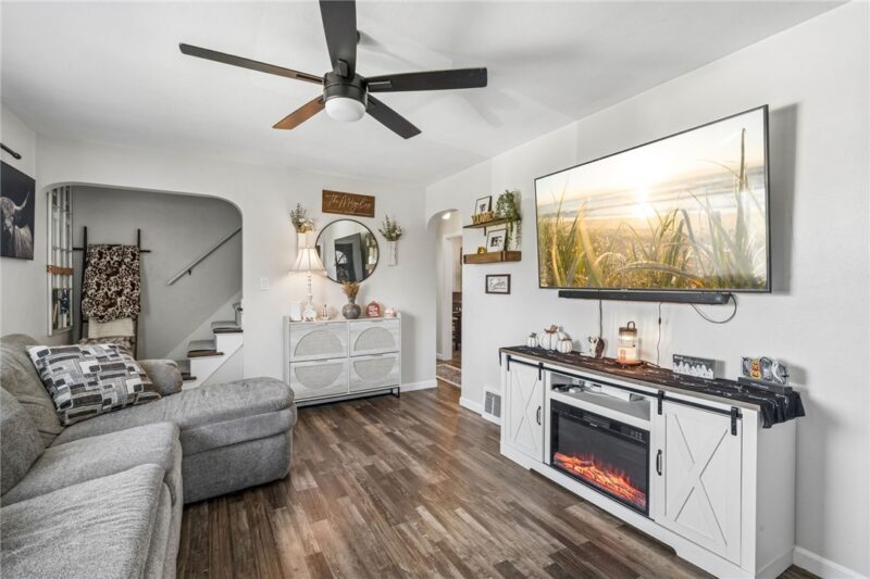 3126 RIDGEWAY DR — photo 8