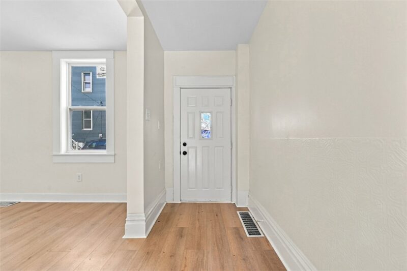 1237 High St — photo 6