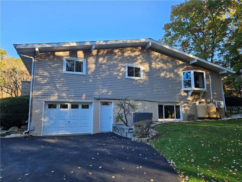 318 Euclid Rd — photo 2