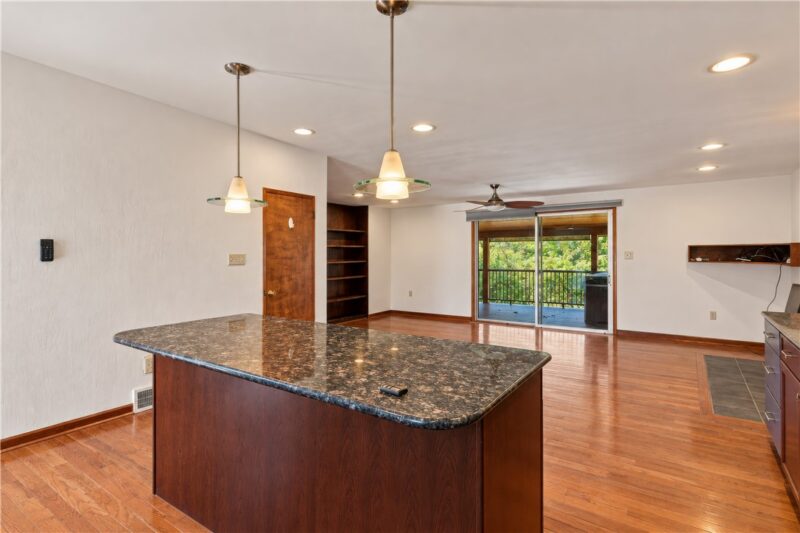 3807 Greenfield Road — photo 7