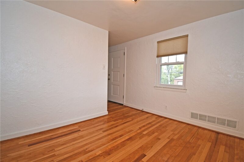 1568 Bellaire Pl — photo 6