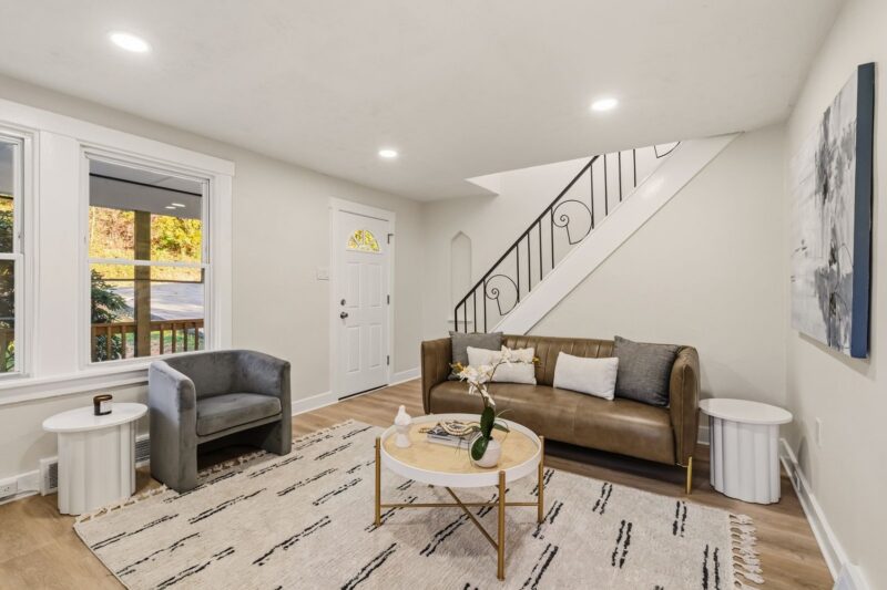 162 Stephens LANE — photo 6