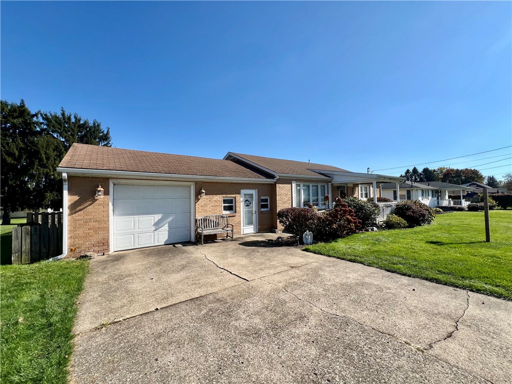 829 S Cascade St — photo 1