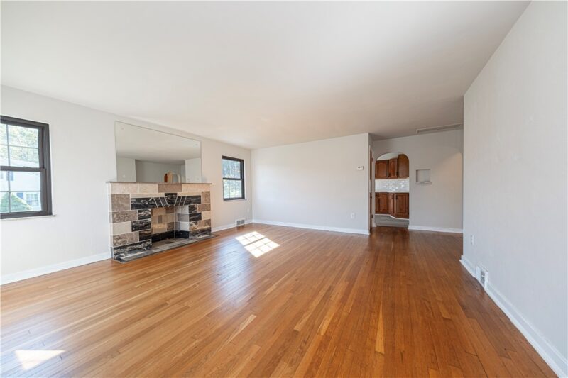 9775 Grosick Rd — photo 8