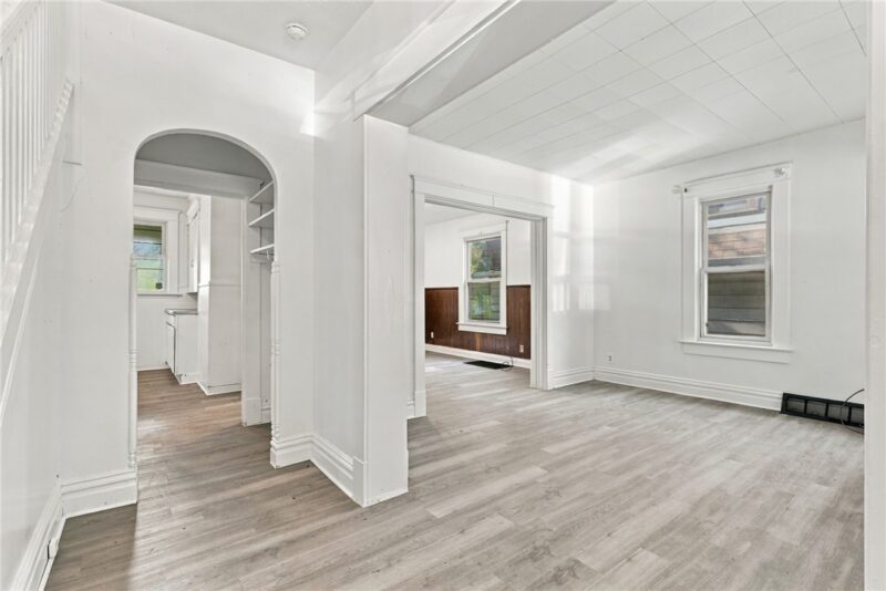 510 E REYNOLDS STREET — photo 3