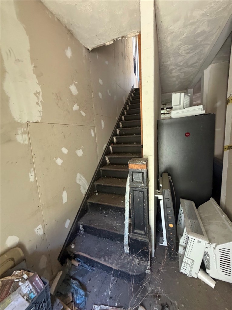 54 Woodville Ave — photo 4