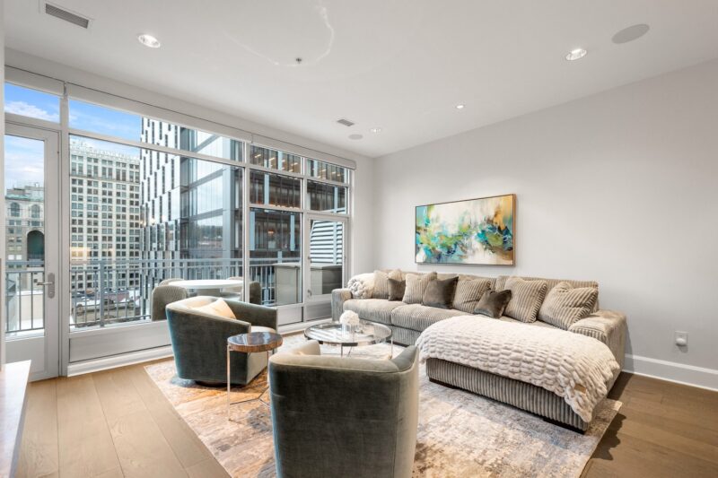 301 5th Ave. 720 — photo 5