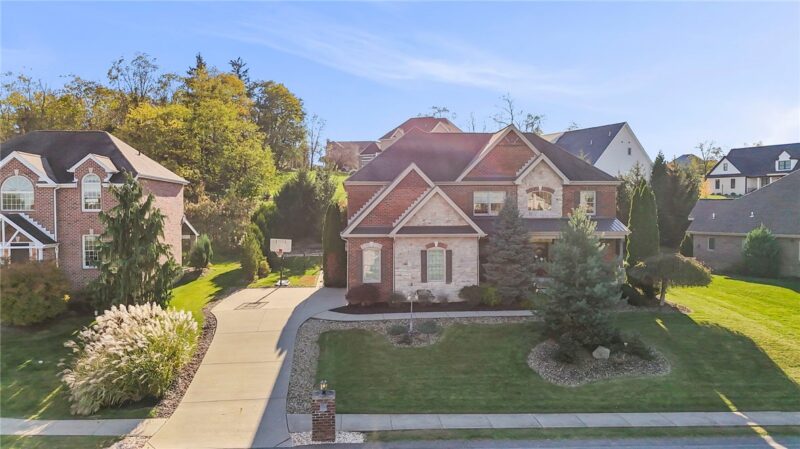 1036 Breezewood Dr. — photo 5