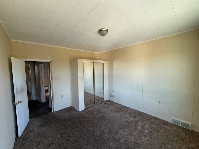 1144 Dennis Avenue — photo 7
