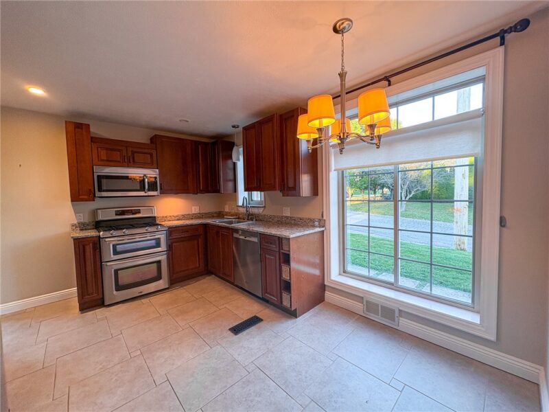 503 Wissner Ave — photo 4