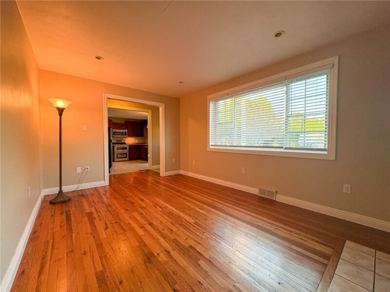 503 Wissner Ave — photo 5