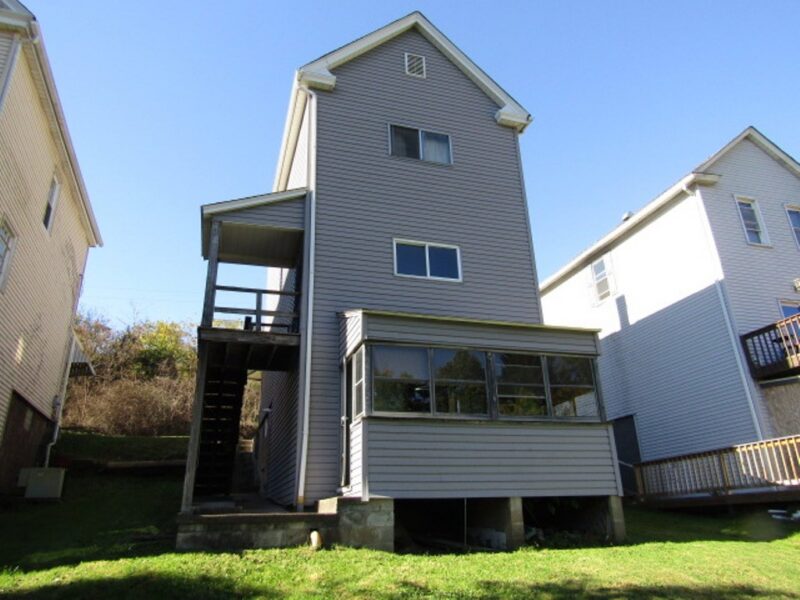 700 Sellers Ave — photo 4