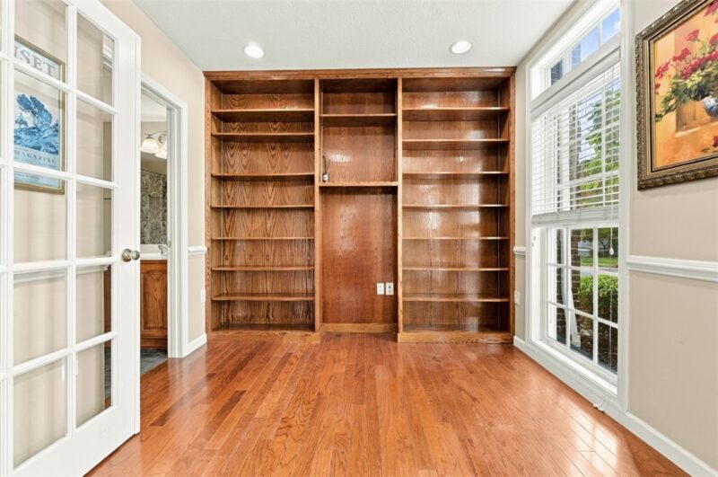 610 Arbor Ct — photo 5