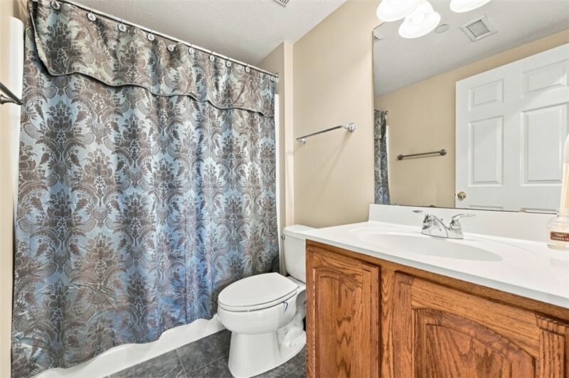 610 Arbor Ct — photo 8