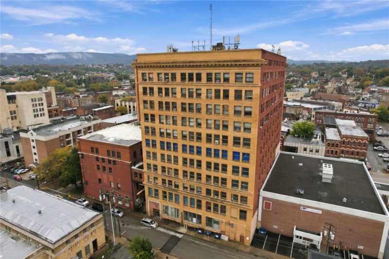 48-52 W Main St — photo 4