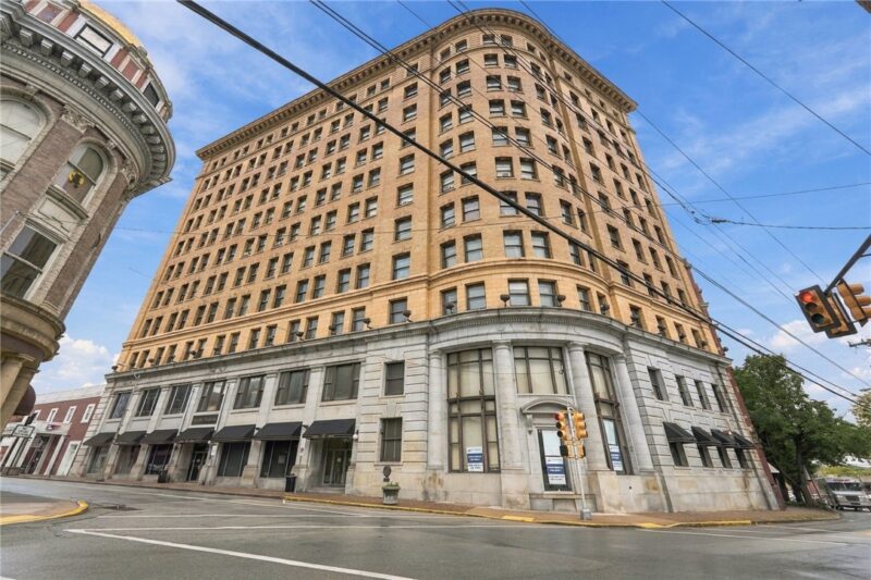 48-52 W Main St — photo 5