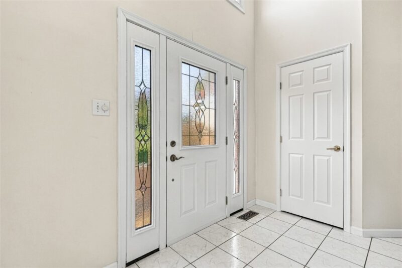 1747 Scarlett Drive — photo 3