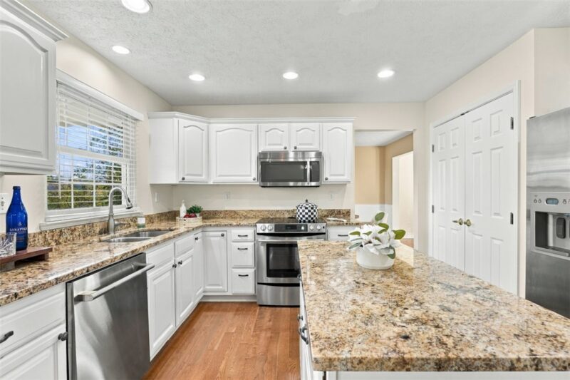 1747 Scarlett Drive — photo 8