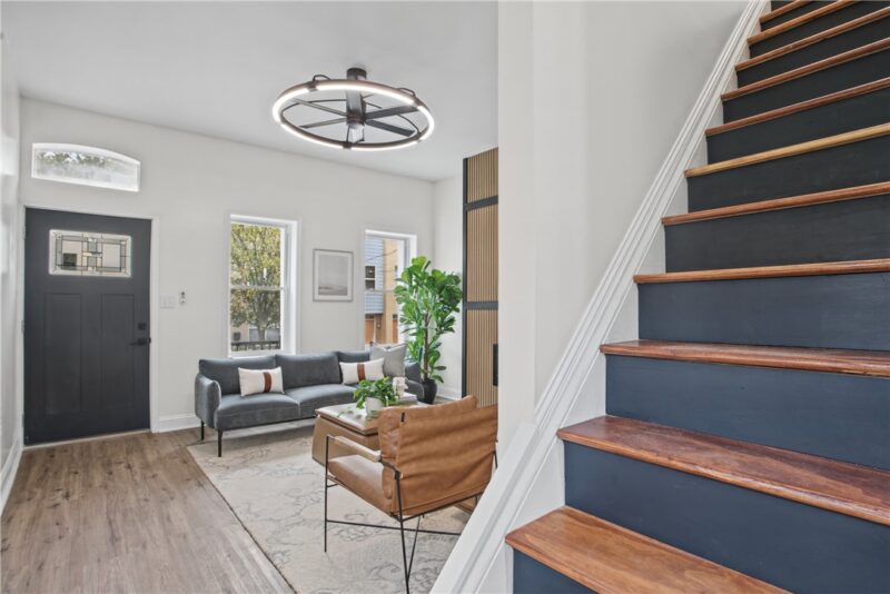 327 Dinwiddie St — photo 8