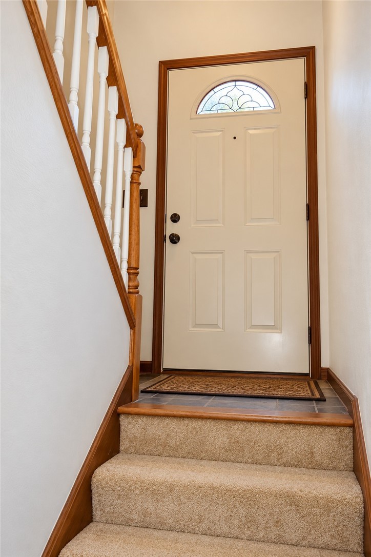 590 Woodmere Drive 8 — photo 2