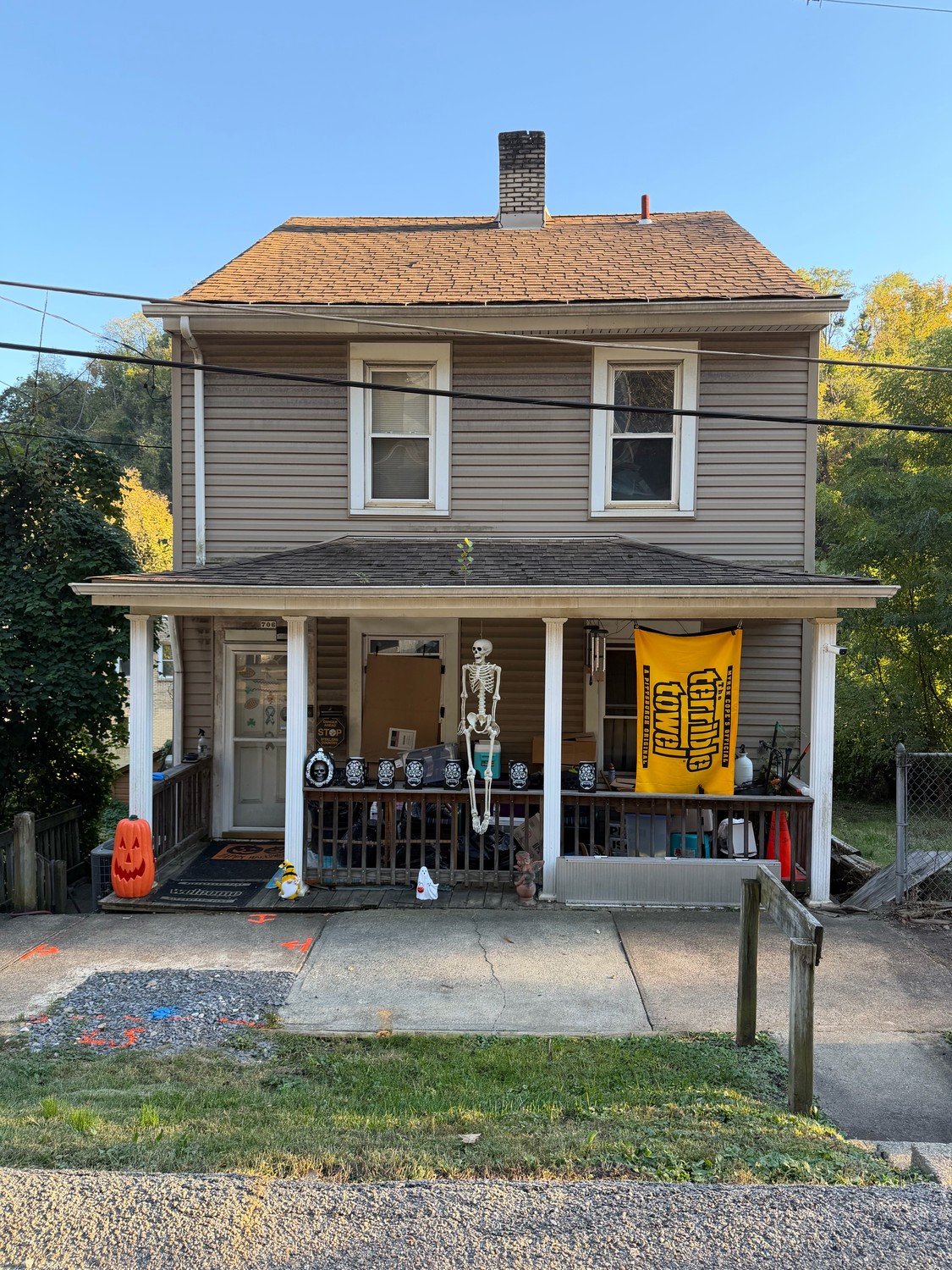 706 Naylor STREET — photo 1