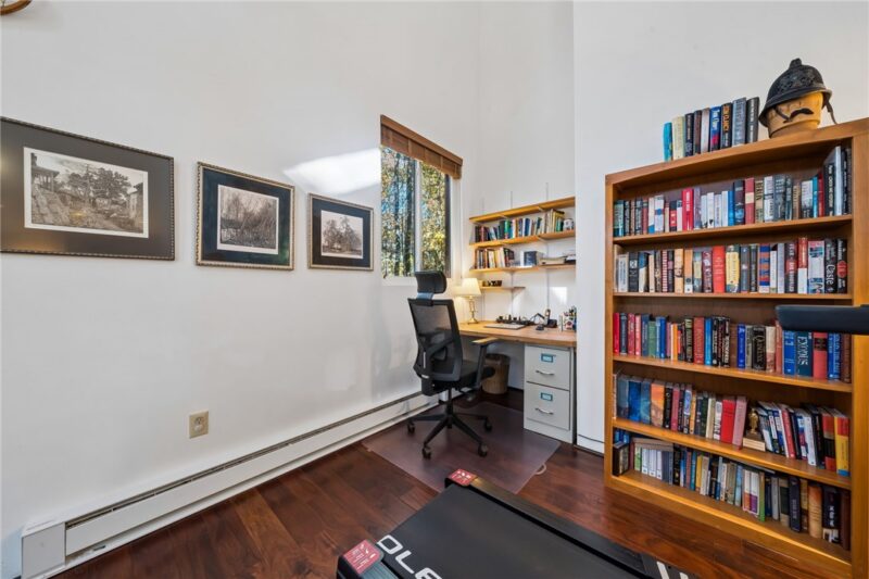 1590 Snowfield Terrace — photo 8