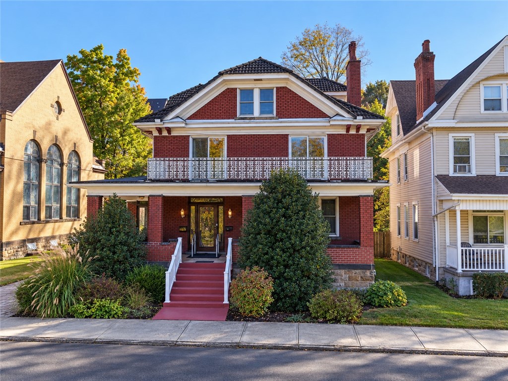 222 Church St — photo 1