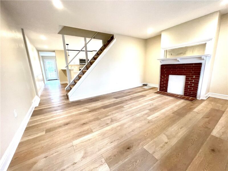 433 AUGUSTA ST — photo 5