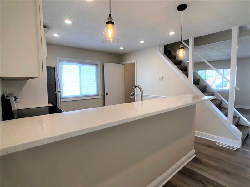 433 AUGUSTA ST — photo 7