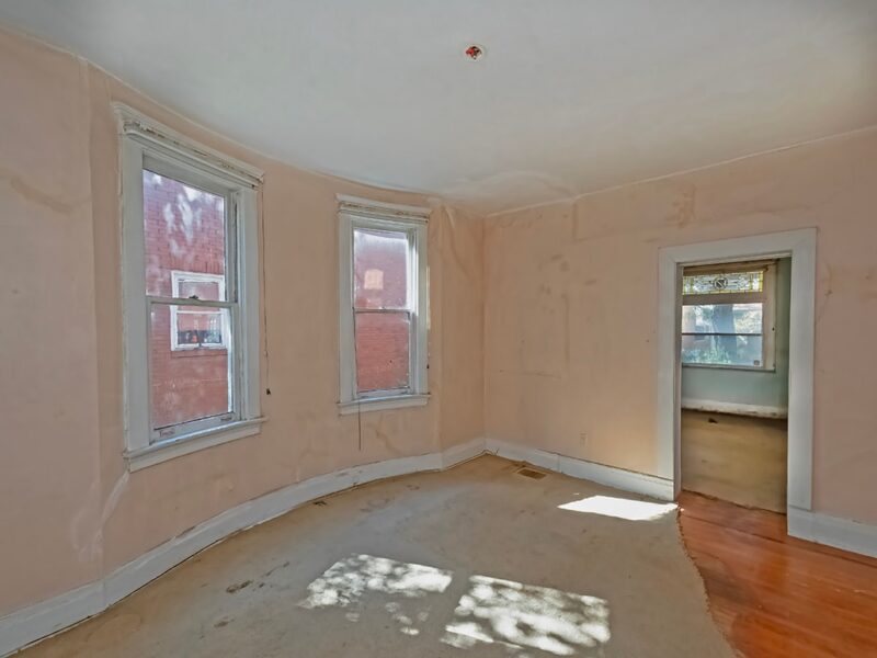 128 Emerson AVENUE — photo 7