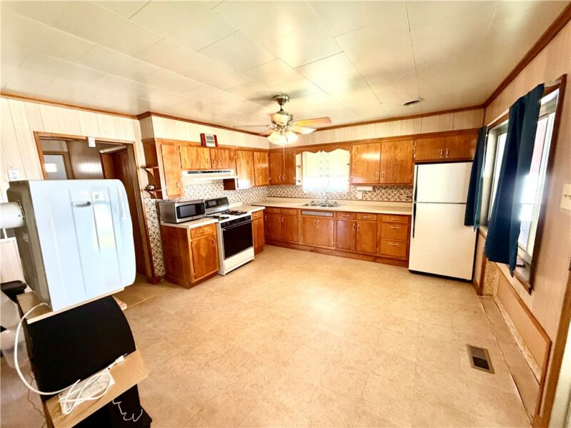 206 Ridge Blvd — photo 3