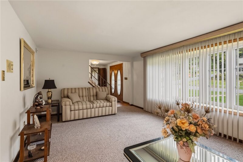 3700 Gleneagle Dr — photo 6