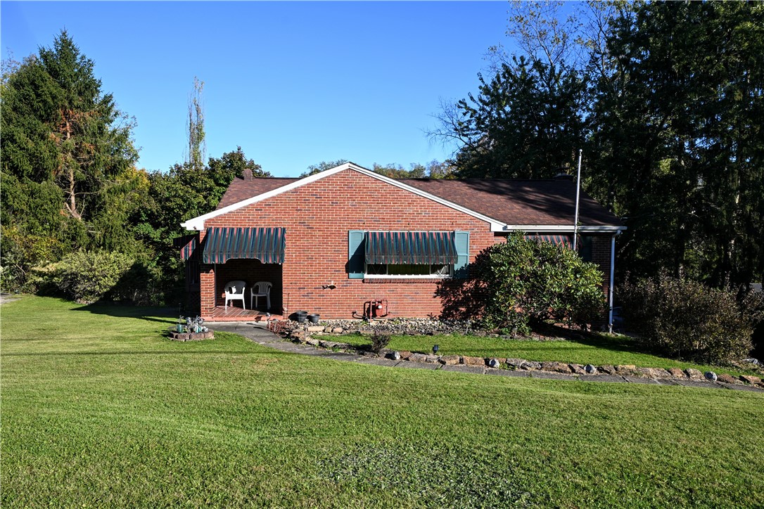 1037 Old Hills Rd — photo 1