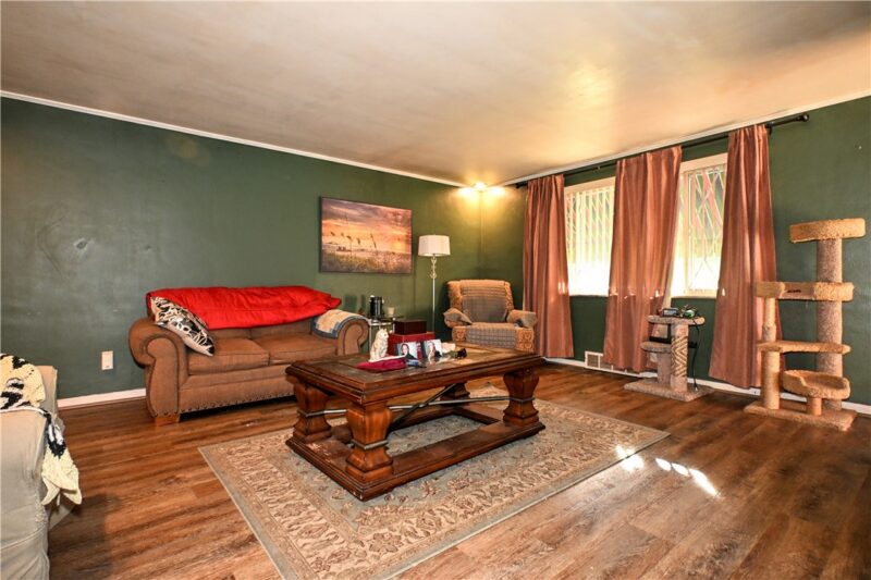 1037 Old Hills Rd — photo 4