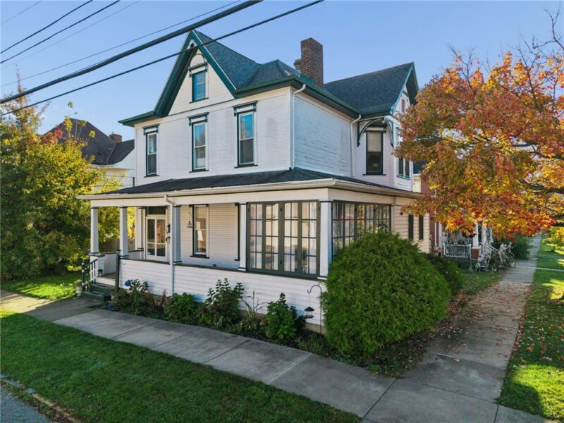 332 Brandon St — photo 2