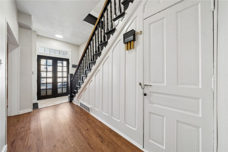 332 Brandon St — photo 4