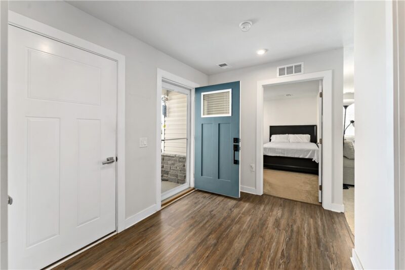 426 Spruce Ln — photo 7